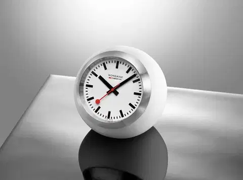 Mondaine Globe Clock A660.30335.16SBA