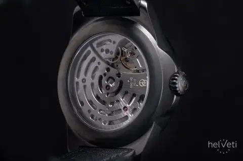 Robot Aerodynamic Black Nickel