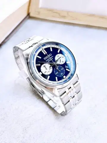 Seiko Quartz Chronograph SSB427P1