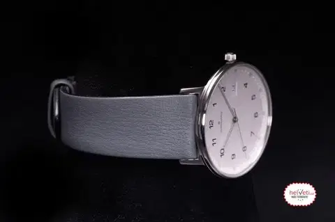 Junghans Form Quartz 41/4885.00