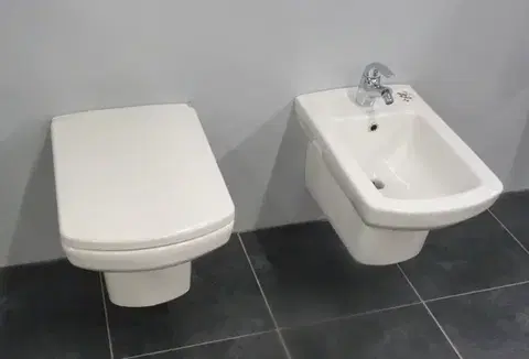OLSEN SPA Závěsný bidet NERO OLKGNE02BDE00