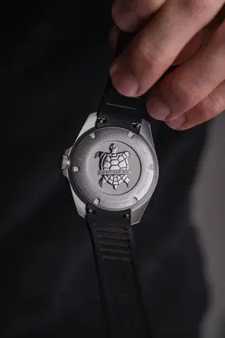 Certina DS-X GMT C047.452.17.081.01