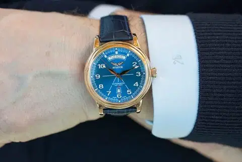 Aviator Douglas Day-Date 45 Automatic V.3.44.2.402.4