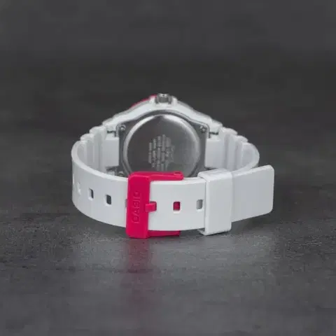Casio Collection LRW-200H-4BVEF