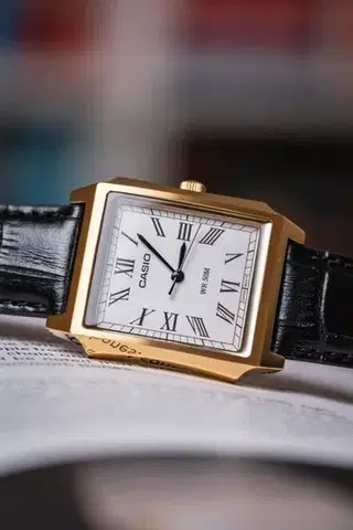 Casio Collection MTP-B190GL-7BVEF