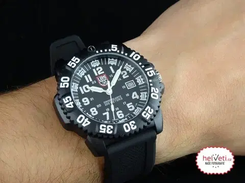 XS.Luminox 3051.F