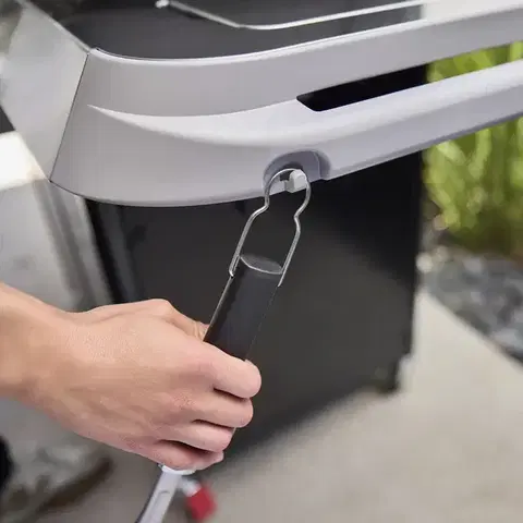 Plynový gril Weber Genesis E-435W