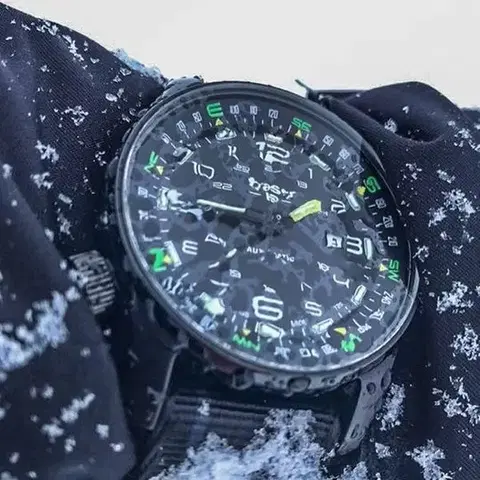 Traser P68 Pathfinder Automatic Black Nato