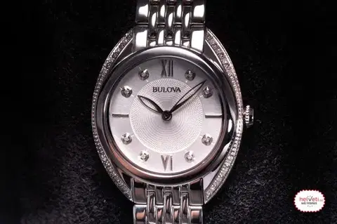 Bulova Diamond 96R212