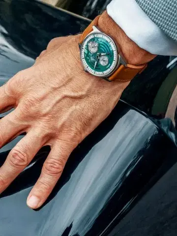Robot Aerodynamic Titanium Green